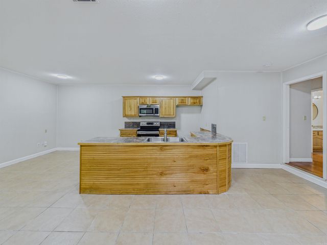 6 Castellon Drive, Hot Springs Village, AR 71909