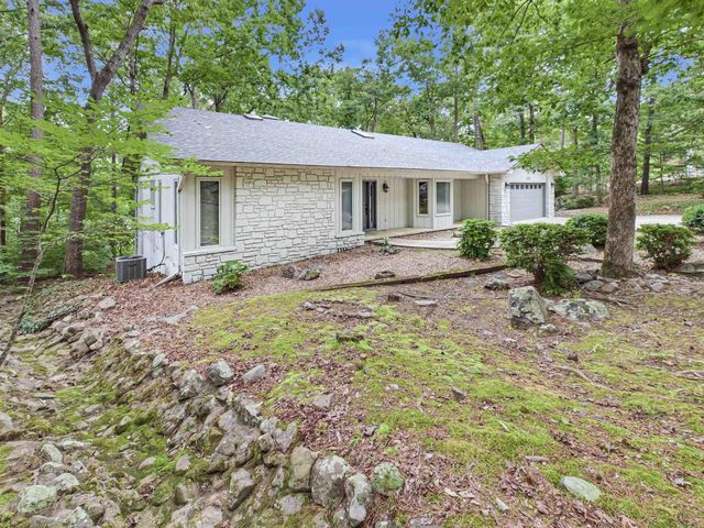 6 Castellon Drive, Hot Springs Village, AR 71909
