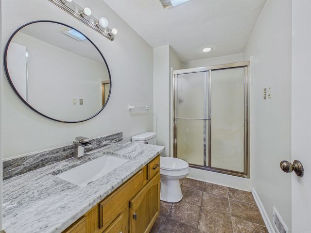 6 Castellon Drive, Hot Springs Village, AR 71909