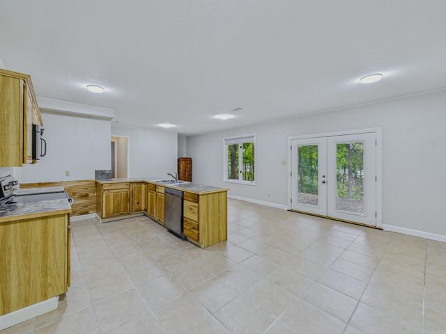 6 Castellon Drive, Hot Springs Village, AR 71909