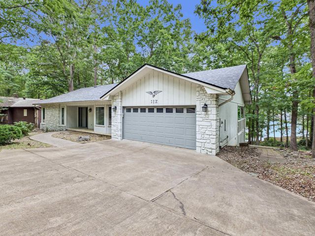 6 Castellon Drive, Hot Springs Village, AR 71909