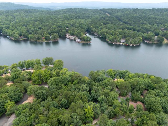 6 Castellon Drive, Hot Springs Village, AR 71909