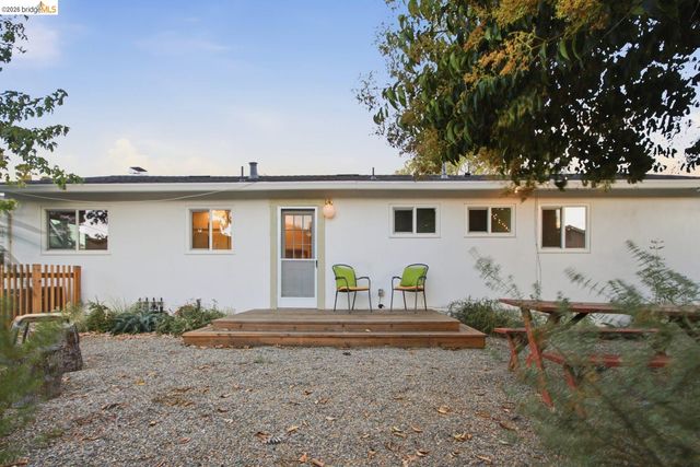 1837 Oakmead Drive, Concord, CA 94520