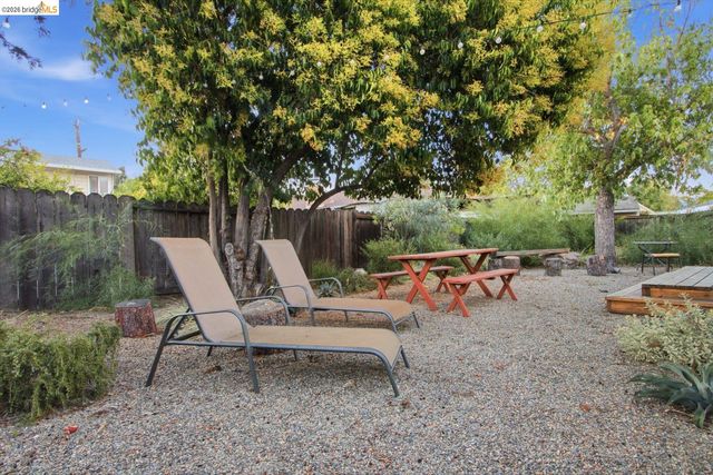 1837 Oakmead Drive, Concord, CA 94520