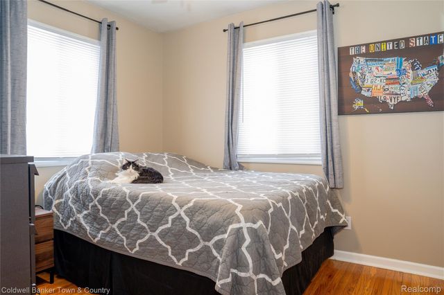 1465 N Pontiac Trail, Walled Lake, MI 48390