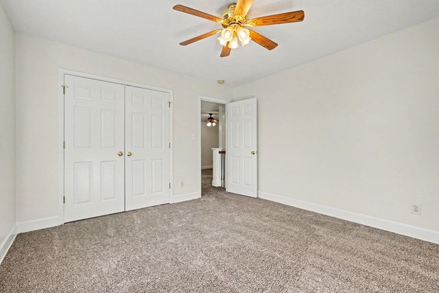 381 Split Oak Lane, Inman, SC 29349