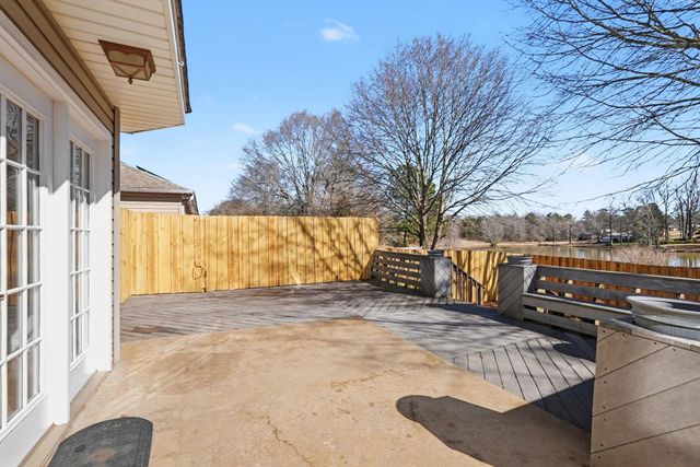 381 Split Oak Lane, Inman, SC 29349