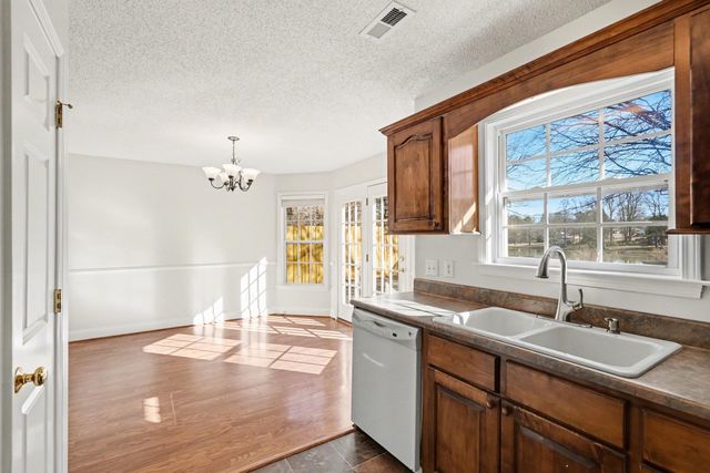 381 Split Oak Lane, Inman, SC 29349