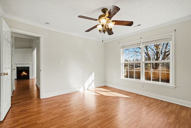 381 Split Oak Lane, Inman, SC 29349