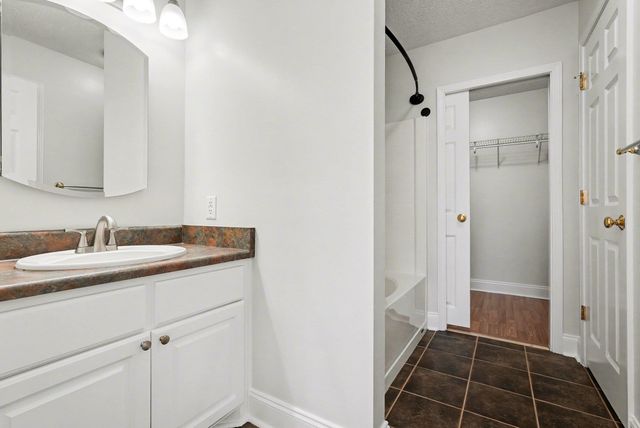 381 Split Oak Lane, Inman, SC 29349