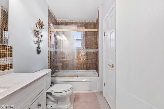 190 Totowa Rd, Totowa Boro, NJ 07512