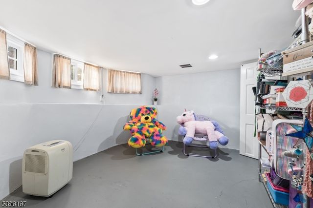 190 Totowa Rd, Totowa Boro, NJ 07512