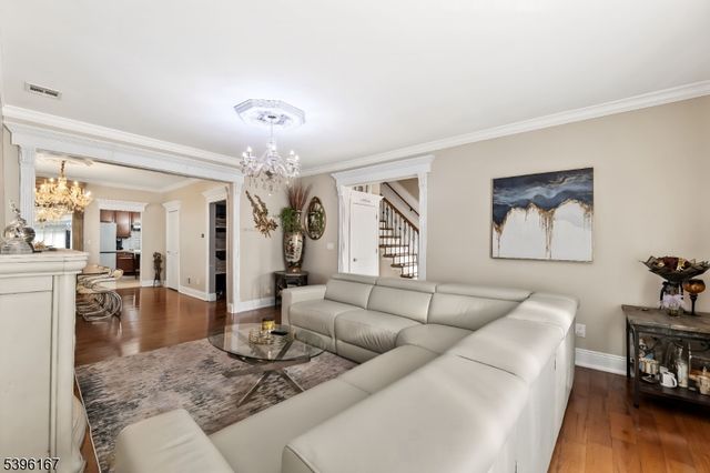 190 Totowa Rd, Totowa Boro, NJ 07512