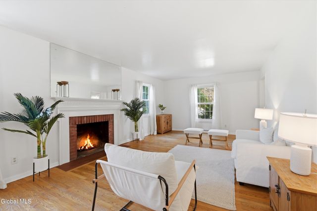 5 Rosemont Street, Albany, NY 12203