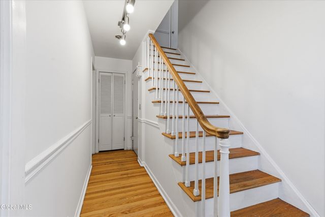 5 Rosemont Street, Albany, NY 12203