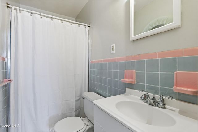 5 Rosemont Street, Albany, NY 12203