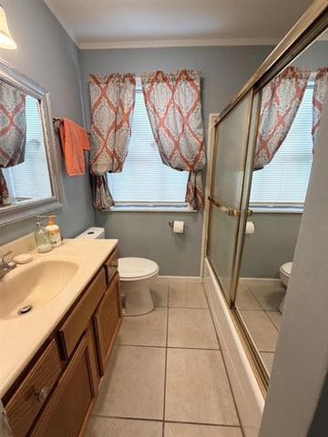 4128 Harvard Street, Lake Charles, LA 70605