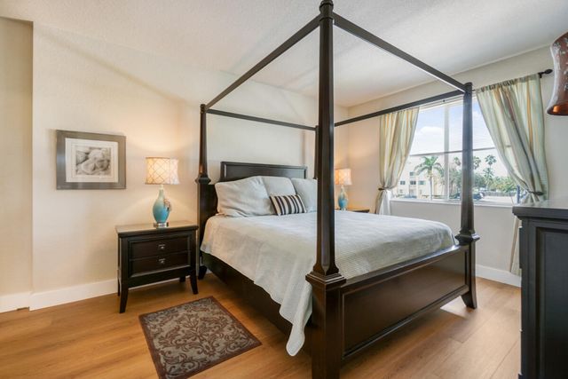 11028 Legacy Drive 203, Palm Beach Gardens, FL 33410