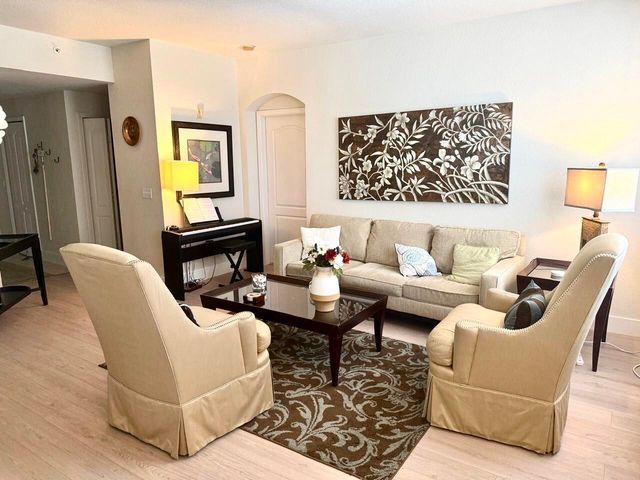 11028 Legacy Drive 203, Palm Beach Gardens, FL 33410