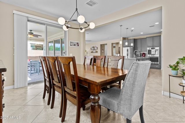 21978 N 100TH Avenue, Peoria, AZ 85383