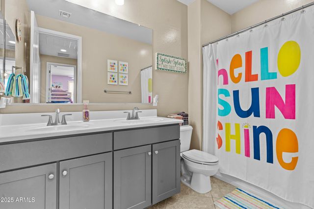 21978 N 100TH Avenue, Peoria, AZ 85383