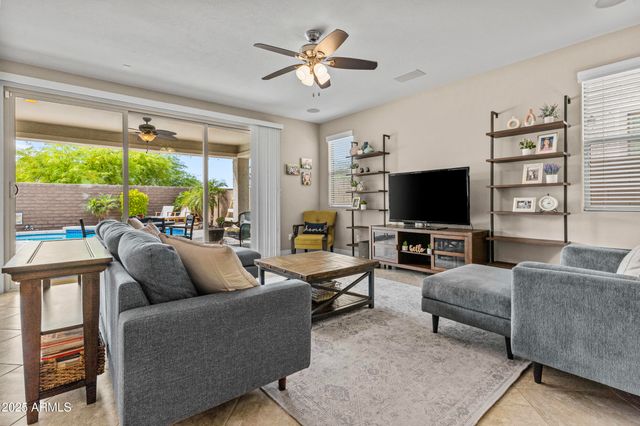 21978 N 100TH Avenue, Peoria, AZ 85383