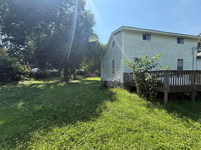 584 W State Line Road, Rossville, GA 30741