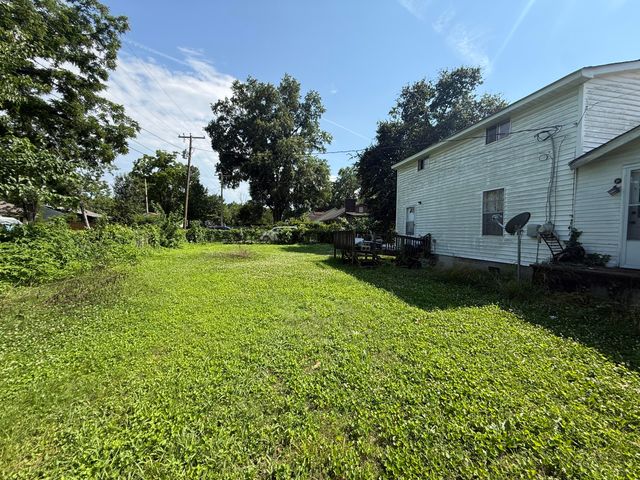 584 W State Line Road, Rossville, GA 30741