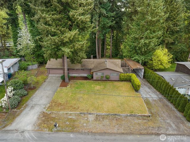 8948 133rd Avenue SE, Newcastle, WA 98059