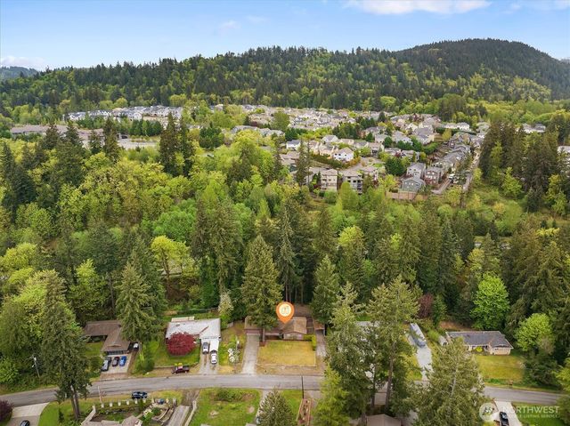 8948 133rd Avenue SE, Newcastle, WA 98059