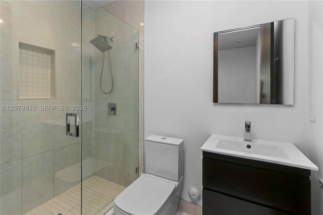 8249 NW 34th Dr, Doral, FL 33122