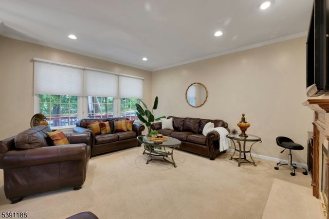 6 Allsop Ct, West Orange Twp., NJ 07052