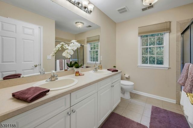 6 Allsop Ct, West Orange Twp., NJ 07052