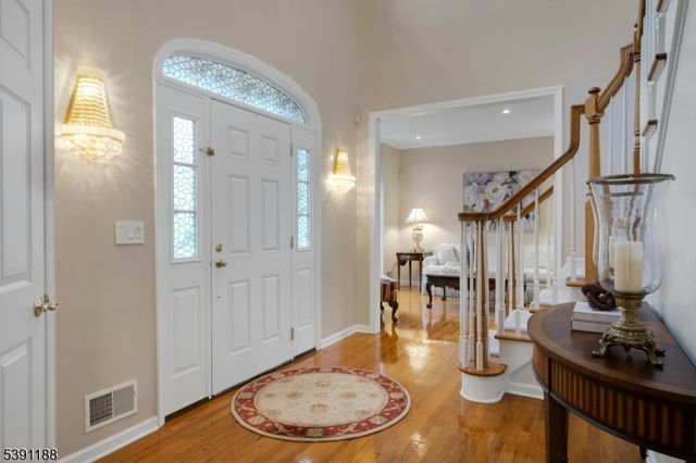 6 Allsop Ct, West Orange Twp., NJ 07052