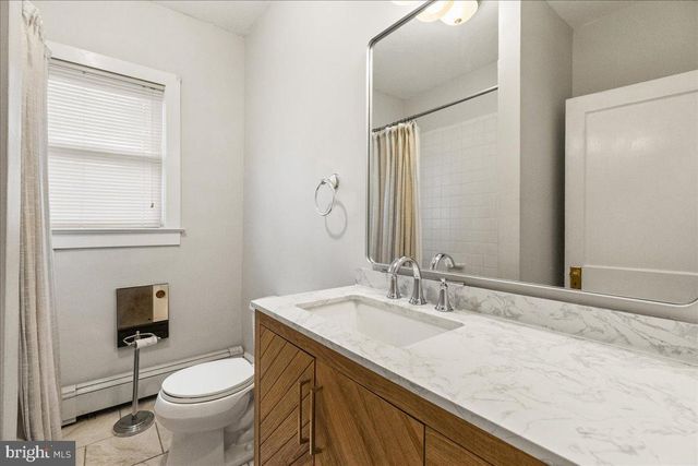 21 HEATHCOTE BROOK ROAD, Kingston, NJ 08528