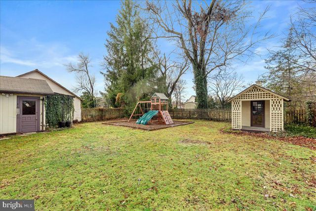 21 HEATHCOTE BROOK ROAD, Kingston, NJ 08528