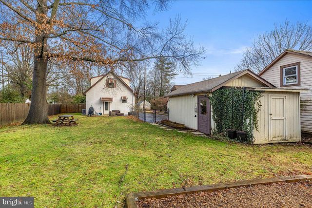 21 HEATHCOTE BROOK ROAD, Kingston, NJ 08528