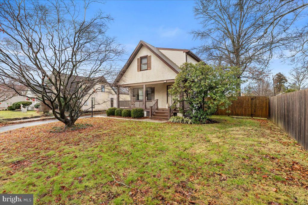 21 HEATHCOTE BROOK ROAD, Kingston, NJ 08528