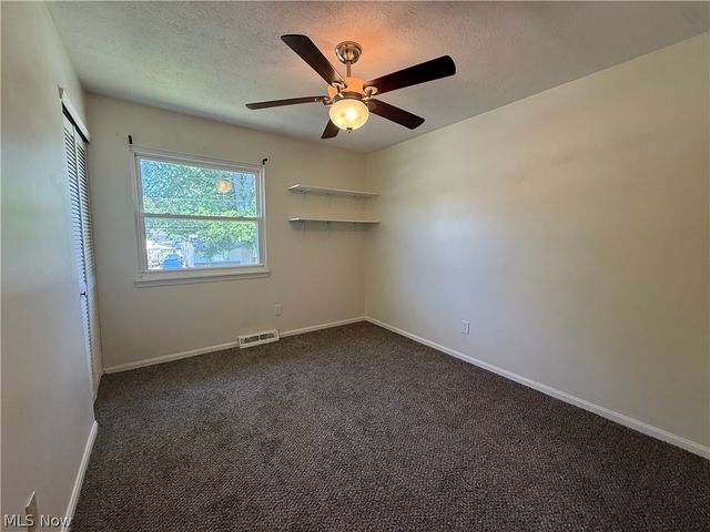 7682 Pinehurst Drive, Mentor On The Lake, OH 44060