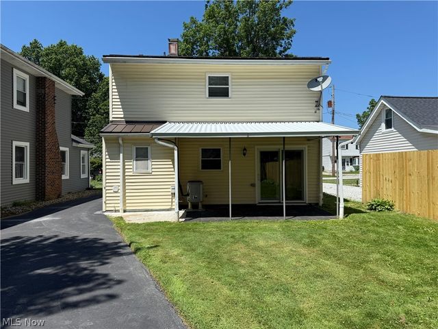 7682 Pinehurst Drive, Mentor On The Lake, OH 44060