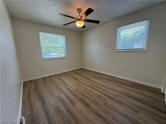 7682 Pinehurst Drive, Mentor On The Lake, OH 44060