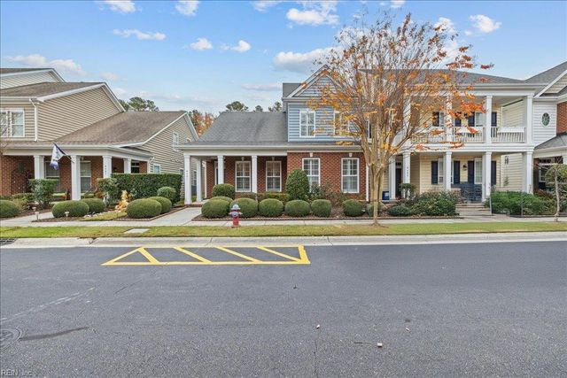 4601 Totteridge LN, Virginia Beach, VA 23462