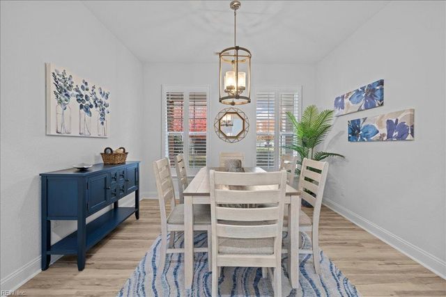 4601 Totteridge LN, Virginia Beach, VA 23462