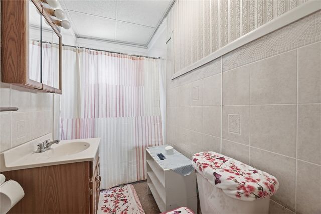 628 Edmond St, Bloomfield, PA 15224