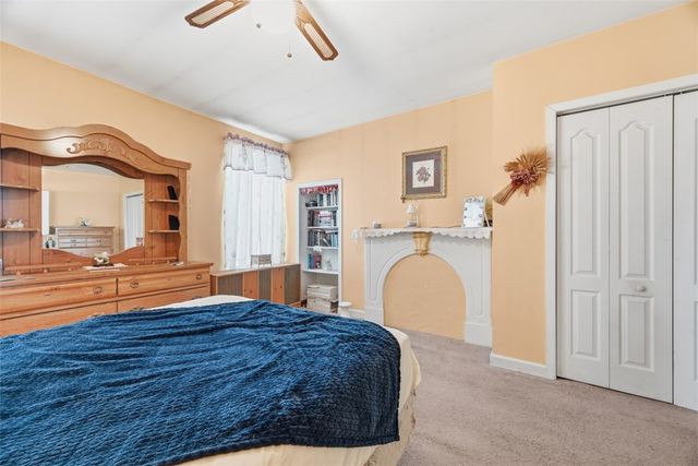 628 Edmond St, Bloomfield, PA 15224