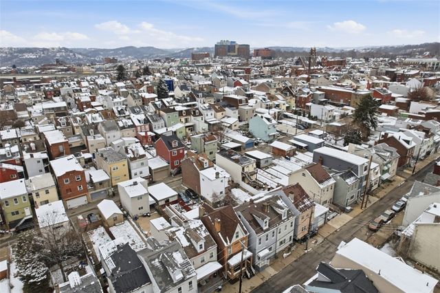 628 Edmond St, Bloomfield, PA 15224