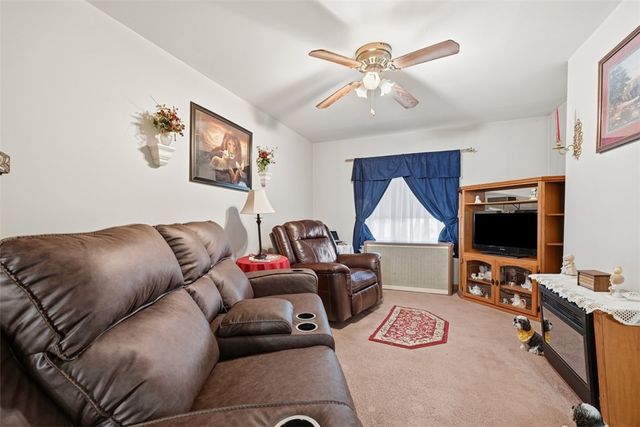 628 Edmond St, Bloomfield, PA 15224