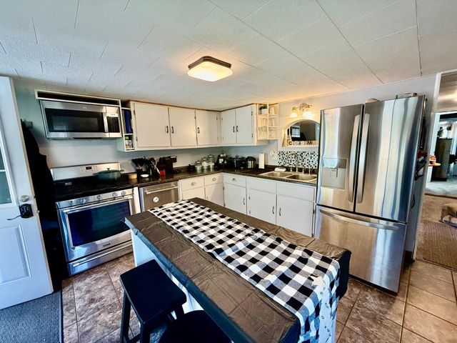 863 W Burns Valley Road, Winona, MN 55987