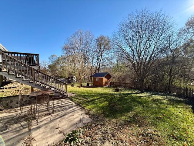 863 W Burns Valley Road, Winona, MN 55987