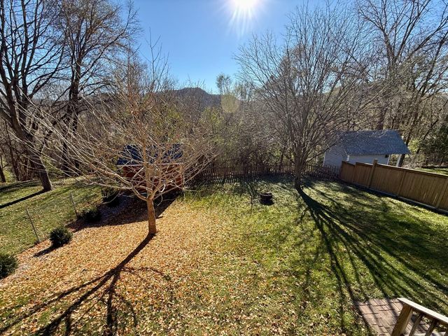 863 W Burns Valley Road, Winona, MN 55987